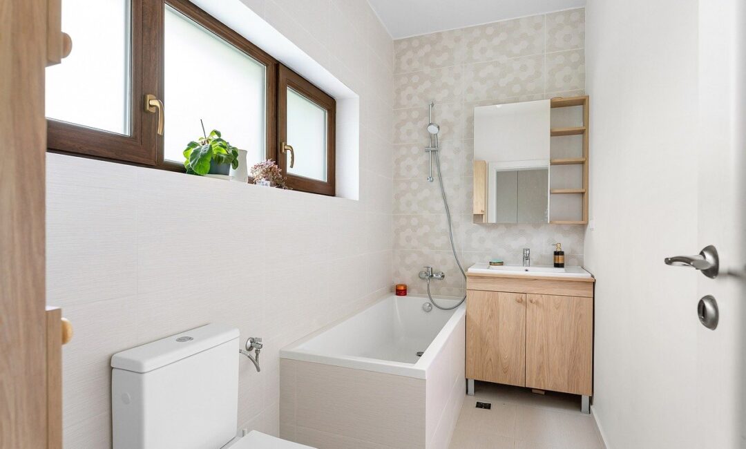 5_idées_d_aménagement_pour_une_salle_de_bain_en_longueur
